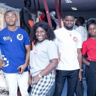 🎉⭐️ Retour d'émission de la 4eme édition annuelle de notre HAPPY FRIDAY.

#SRHPE #SRHPFI #SRH+
_____________

🎉⭐️ Back from the 4th annual HAPPY FRIDAY.

#SRHPE #SRHPFI #SRH+